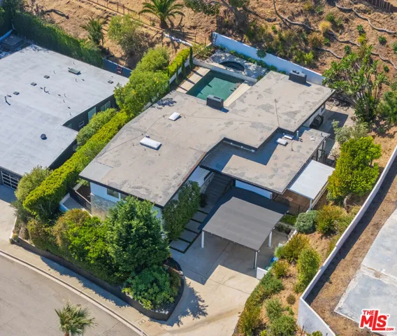 1071 Tellem Drive, Pacific Palisades, California 90272