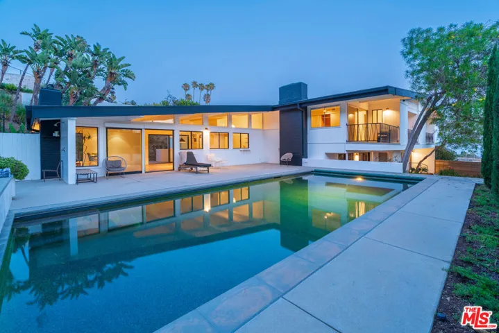 1071 Tellem Drive, Pacific Palisades, California 90272