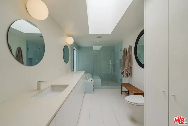 1071 Tellem Drive, Pacific Palisades, California 90272