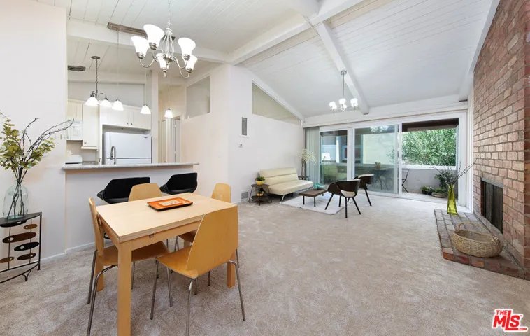 Staged Photo Dining/Living
