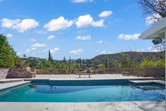 22740 Liberty Bell Road, Calabasas, California 91302