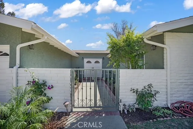 22740 Liberty Bell Road, Calabasas, California 91302