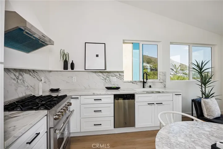 ADU: Kitchen