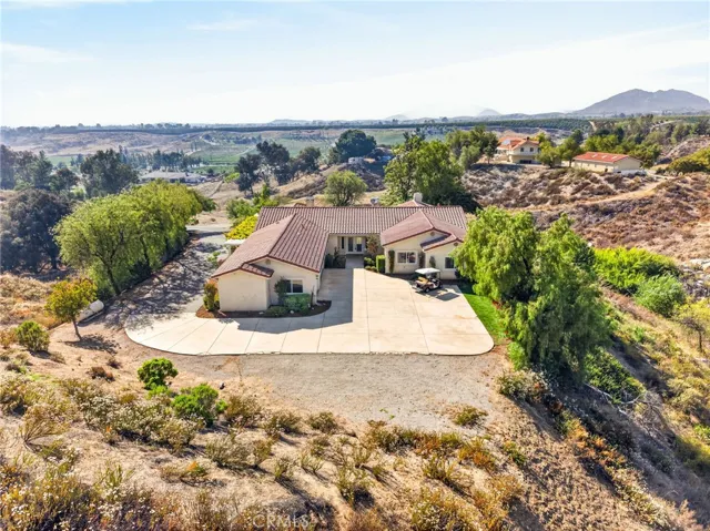 37540 Via El Dorado, Temecula, California 92592