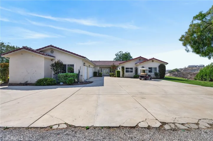 37540 Via El Dorado, Temecula, California 92592