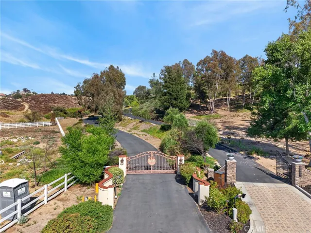 37540 Via El Dorado, Temecula, California 92592