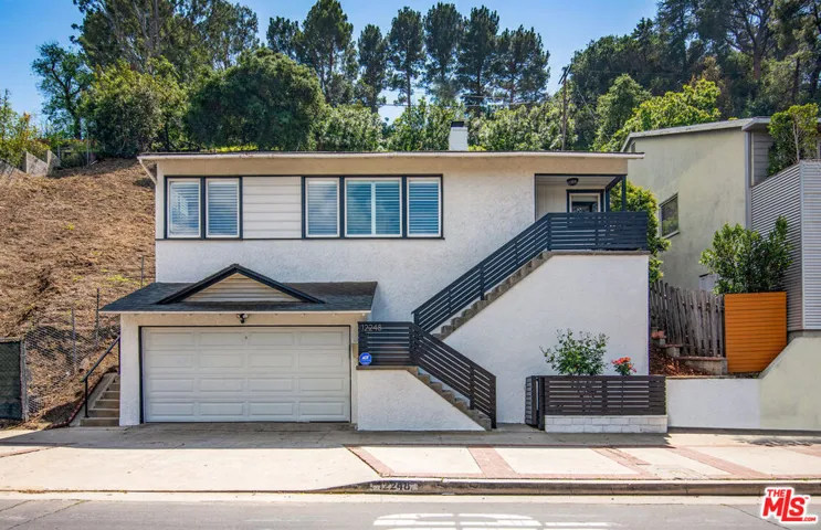 12248 Laurel Terrace Drive, Studio City, California 91604