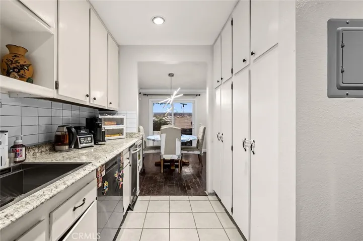 1806 N Vineyard A, Ontario, California 91764