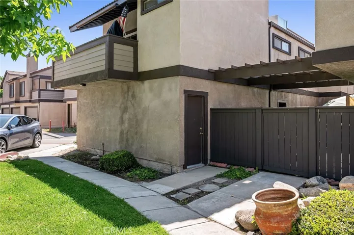 1806 N Vineyard A, Ontario, California 91764