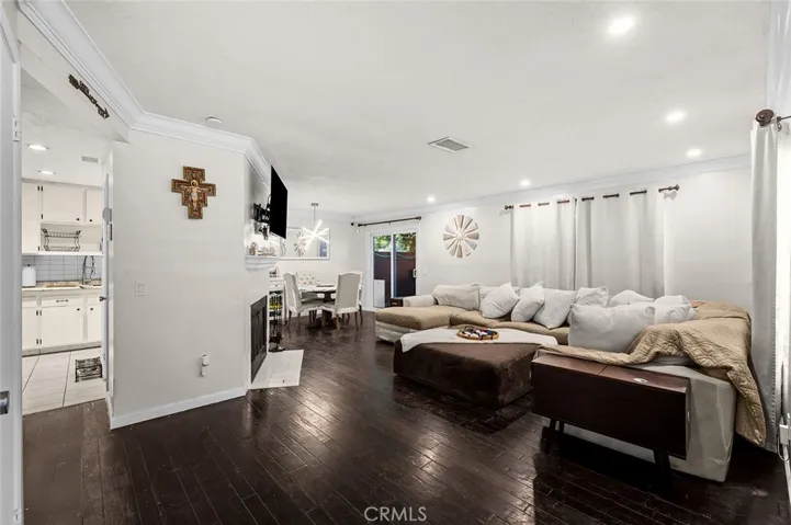 1806 N Vineyard A, Ontario, California 91764