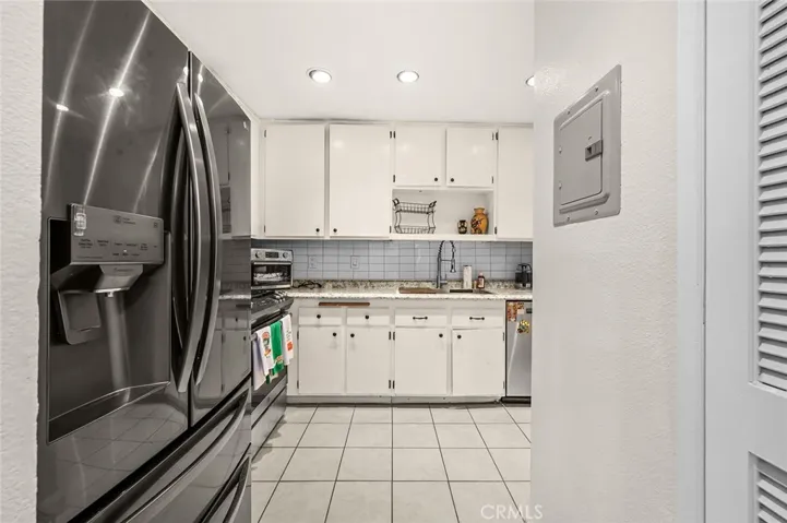 1806 N Vineyard A, Ontario, California 91764