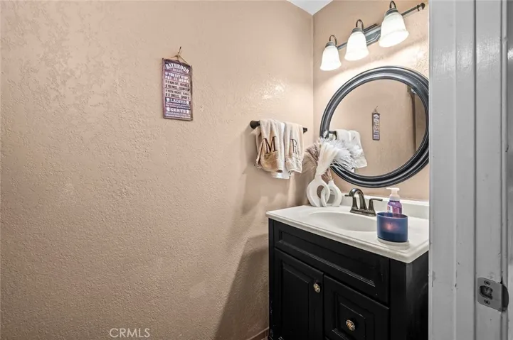 1806 N Vineyard A, Ontario, California 91764