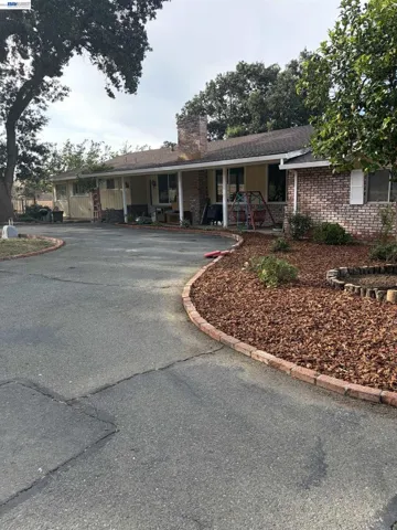17101 Marsh Creek Rd, Clayton, California 94517