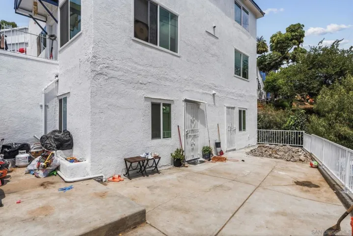 2931 2933 Prospect St., National City, California 91950