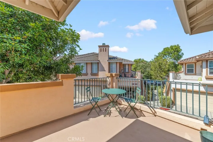 Corner Unit Balcony