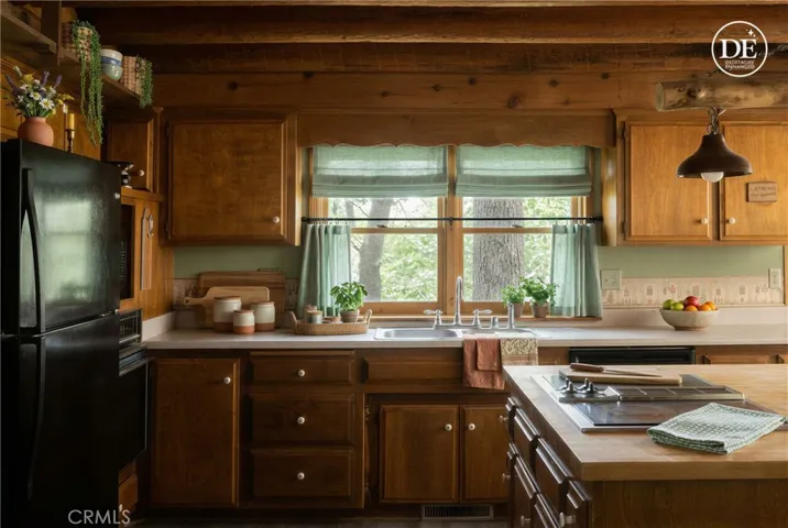 Kitchen Virtually Staged