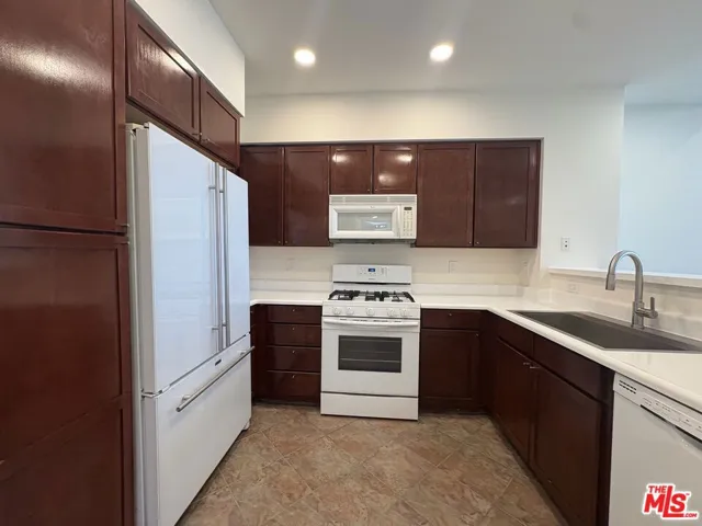 6400 Crescent Parkway 414, Playa Vista, California 90094
