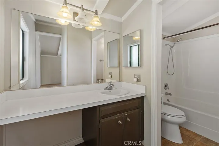 38240 Camino Cinife, Murrieta, California 92563