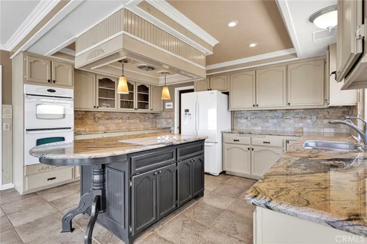 14531 Galleon, Helendale, California 92342