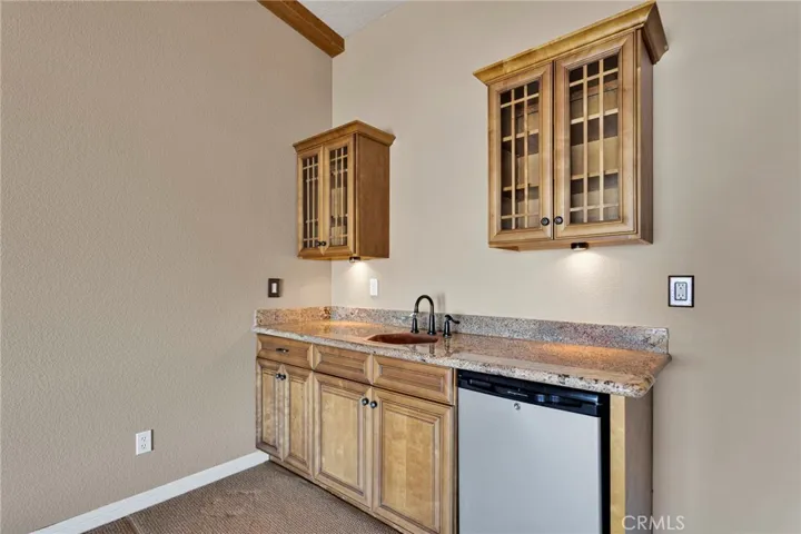 Sink and refrigerator in bed​​‌​​​​‌​​‌‌​​‌​​​‌‌​​​‌​​‌‌​​‌‌​​‌‌​​​​ 4