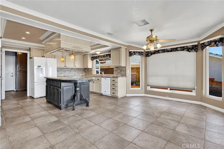 14531 Galleon, Helendale, California 92342