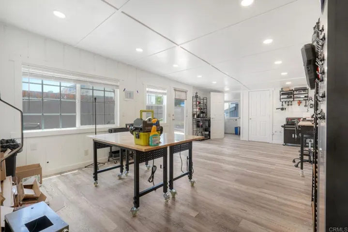 1524 N Coast Hwy 101, Encinitas, California 92024