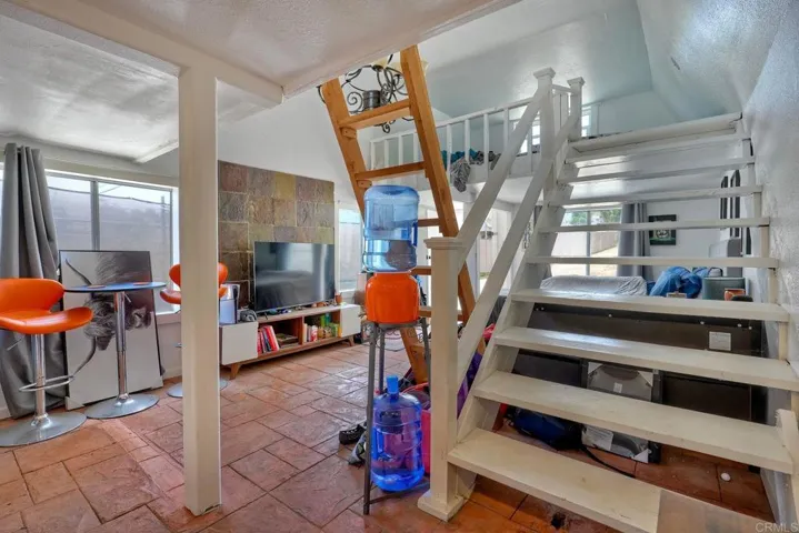 1524 N Coast Hwy 101, Encinitas, California 92024