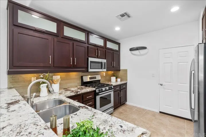 6358 Citracado Circle, Carlsbad, California 92009