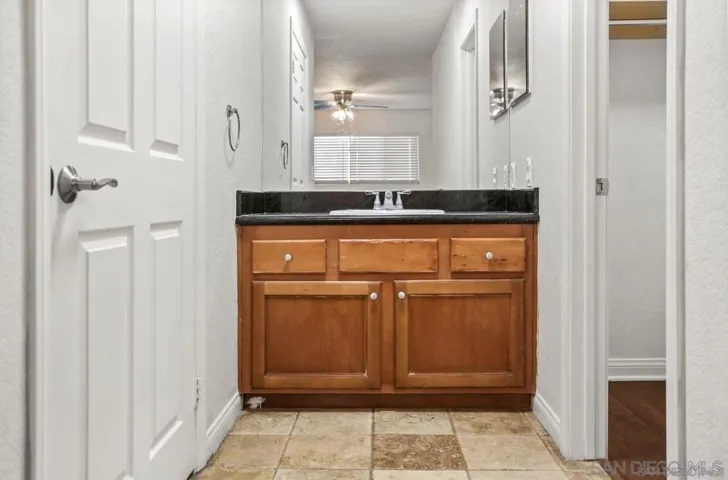 9860 Dale Ave C8, Spring Valley, California 91977