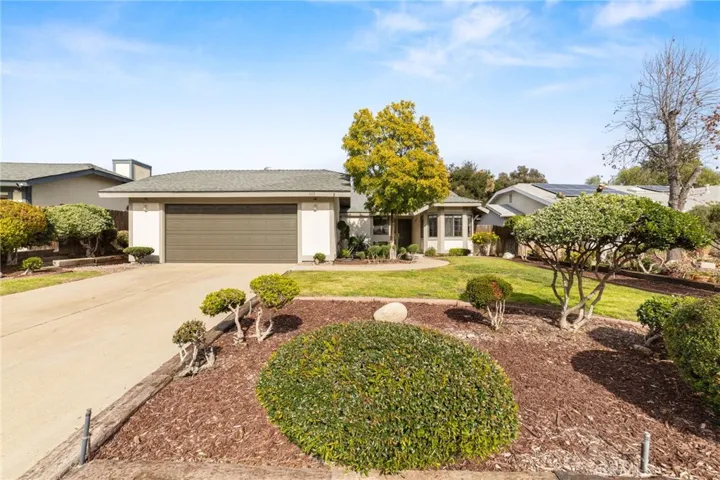 615 Le Harve, Lake Elsinore, California 92530