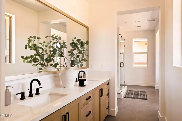 40-web-or-mls-167-e-palm-st
