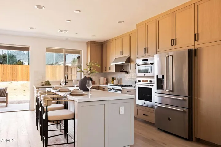 19-web-or-mls-167-e-palm-st
