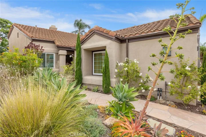35 Del Perlatto, Irvine, California 92614