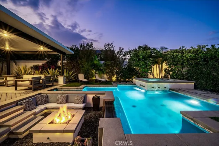 8541 Kelso Drive, Huntington Beach, California 92646