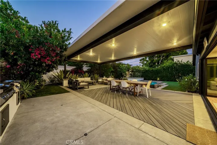 8541 Kelso Drive, Huntington Beach, California 92646