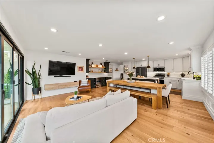 8541 Kelso Drive, Huntington Beach, California 92646