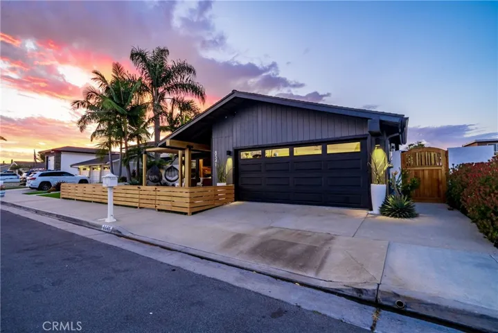 8541 Kelso Drive, Huntington Beach, California 92646