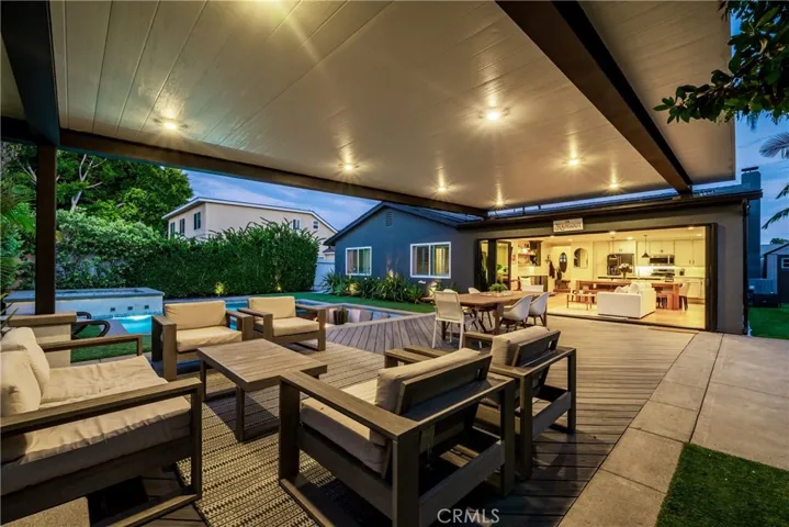 8541 Kelso Drive, Huntington Beach, California 92646