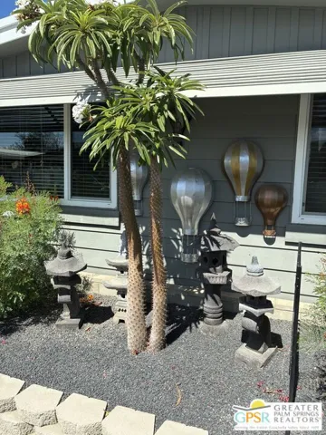 145 Calle Arriba, Palm Springs, California 92264