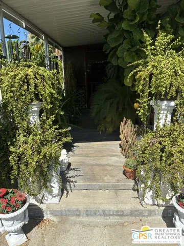 145 Calle Arriba, Palm Springs, California 92264
