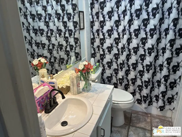 145 Calle Arriba, Palm Springs, California 92264
