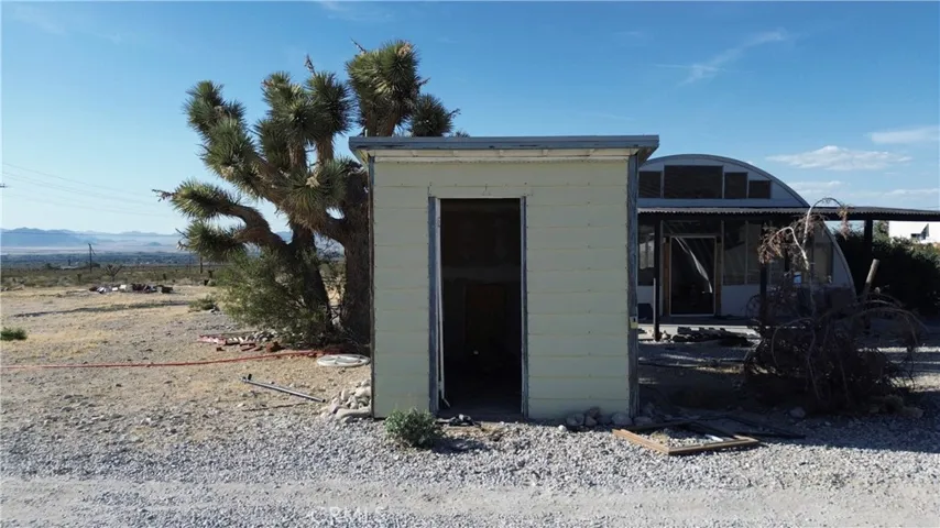 7535 Camp Rock Road, Lucerne Valley, California 92356