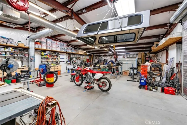 7880 Wesley Road, Joshua Tree, California 92252