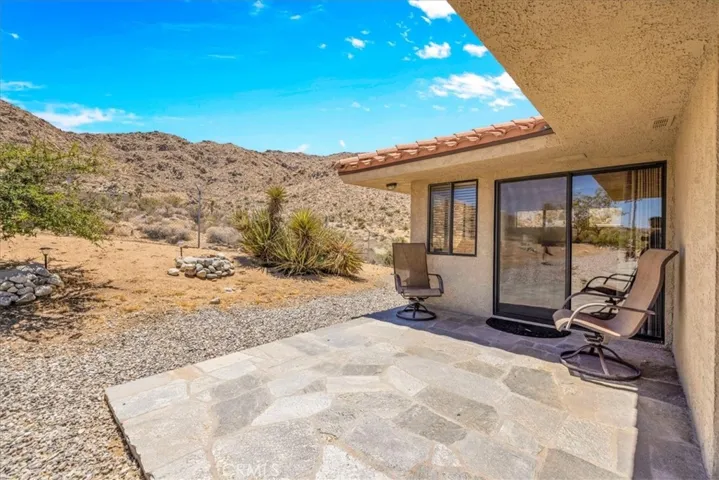 7880 Wesley Road, Joshua Tree, California 92252