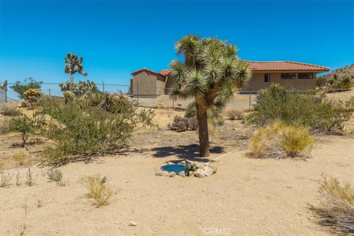 7880 Wesley Road, Joshua Tree, California 92252