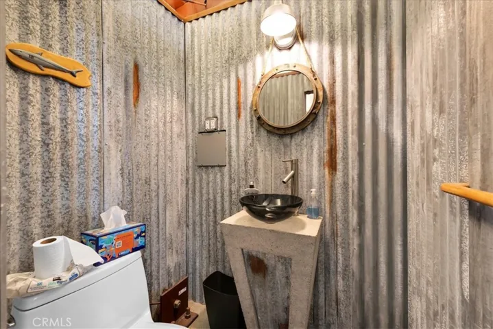 7880 Wesley Road, Joshua Tree, California 92252