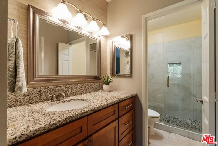 15023 Sherman Way E, Van Nuys, California 91405