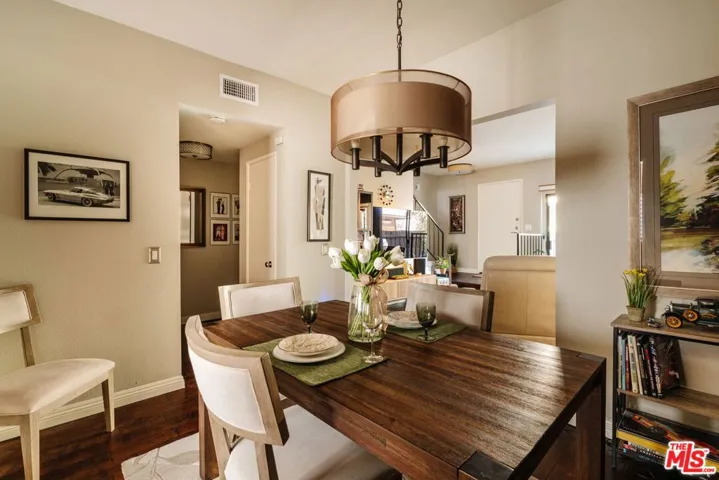 15023 Sherman Way E, Van Nuys, California 91405