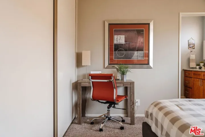 15023 Sherman Way E, Van Nuys, California 91405
