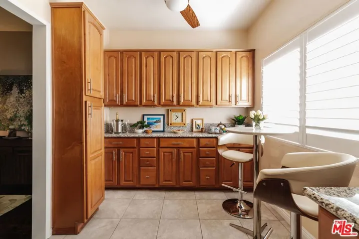 15023 Sherman Way E, Van Nuys, California 91405